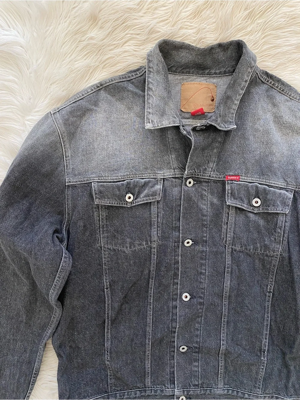 Guess Men’s Washed Black Distressed Cotton Denim Jean Jacket Y2K Vintage 00s XL